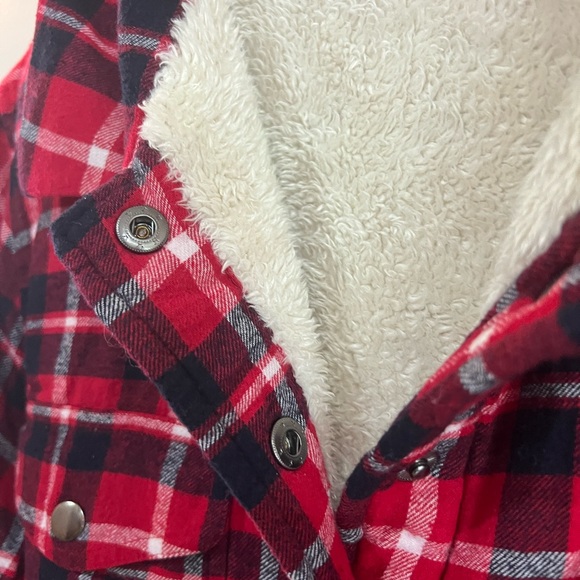 Lucky Brand Sherpa Lined Red and Blue Plaid Flannel - Picture 3 of 8
